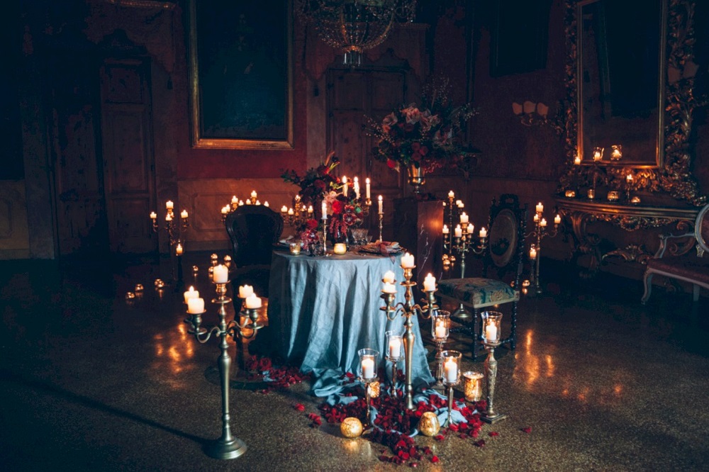 5 Halloween Wedding Ideas for Your Ceremony | IndianWeddingCards